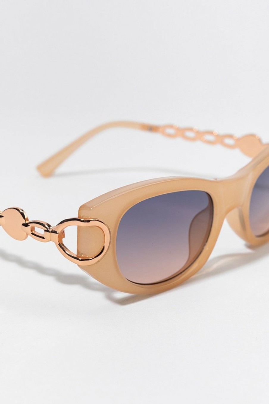 Francesca's Fiona Narrow Round Chain Sunglasses Nude Sunglasses