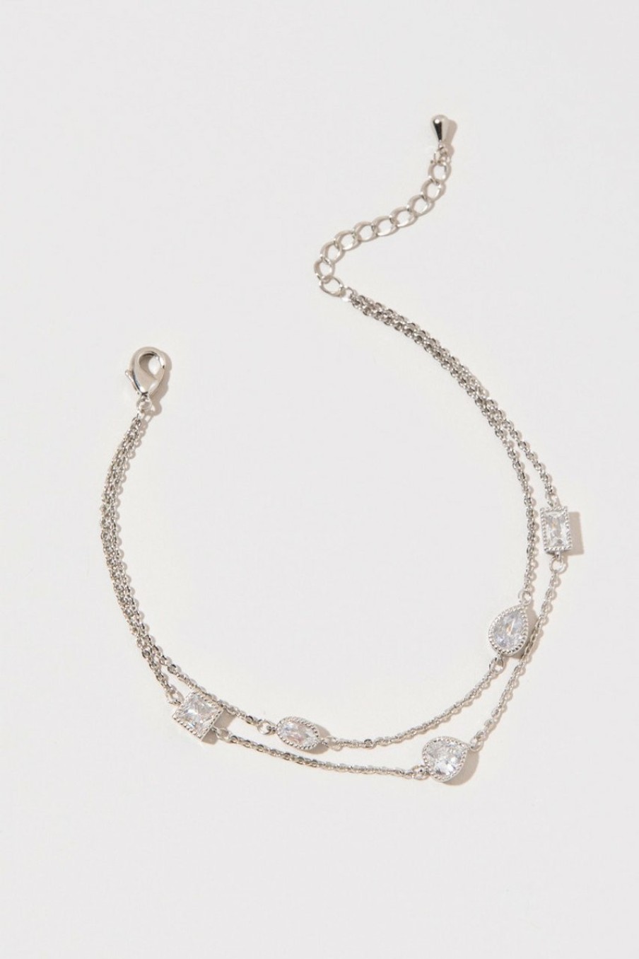 Francesca's Abbey Bezel Heart Bracelet Silver Bracelets