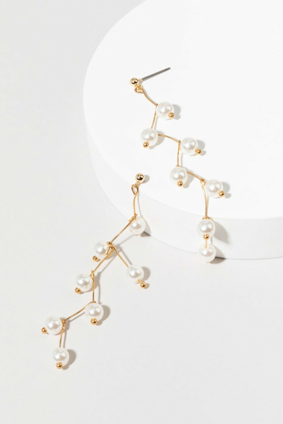 Francesca's Suzie Zig Zag Earrings Pearl Earrings