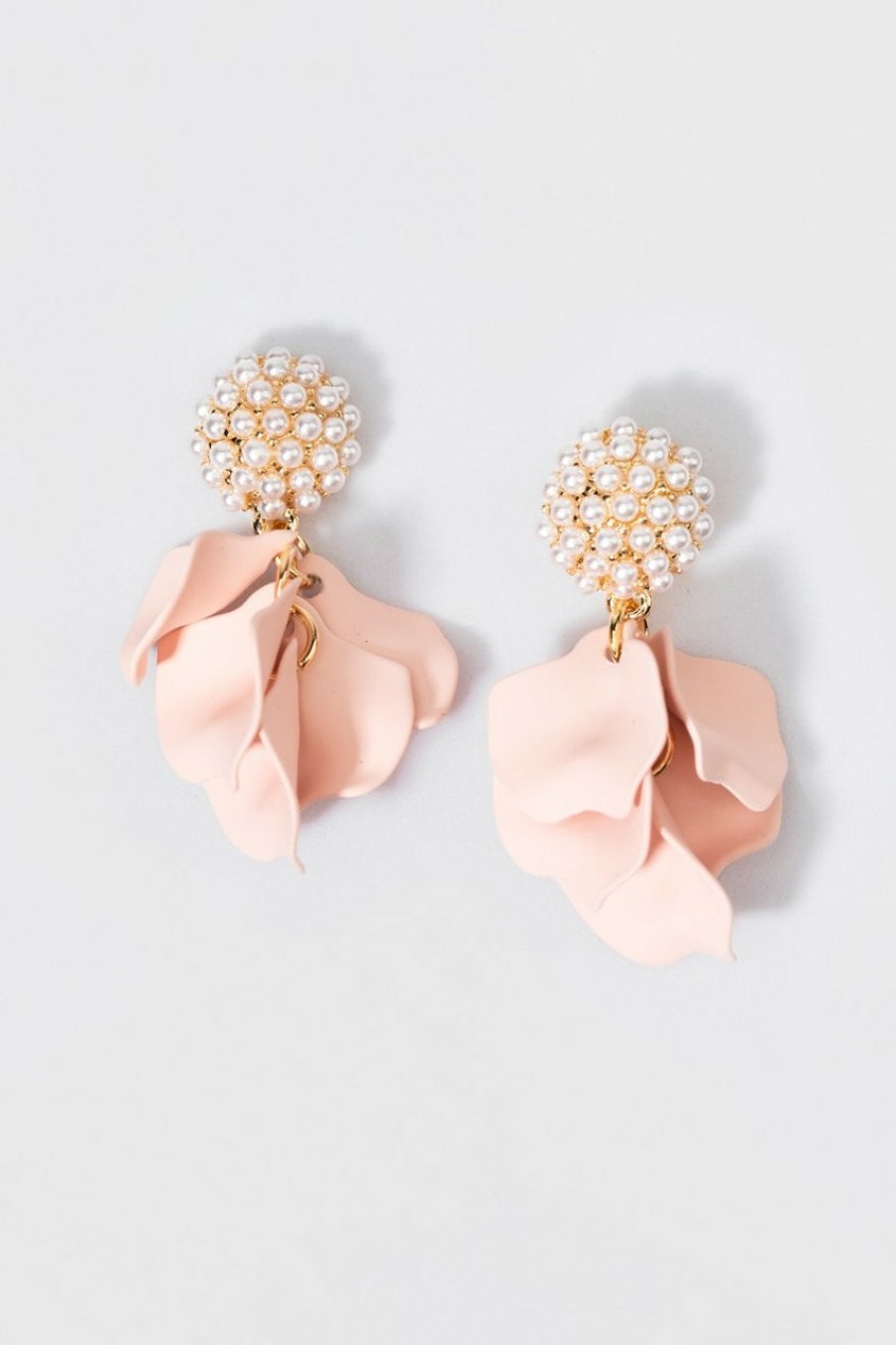 Francesca's Sue Petals And Pearl Earrings Blush Earrings