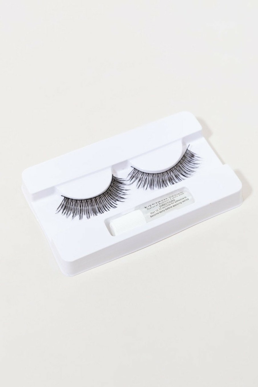 Francesca's Lilah Soho Girl Eyelashes White Beauty & Wellness