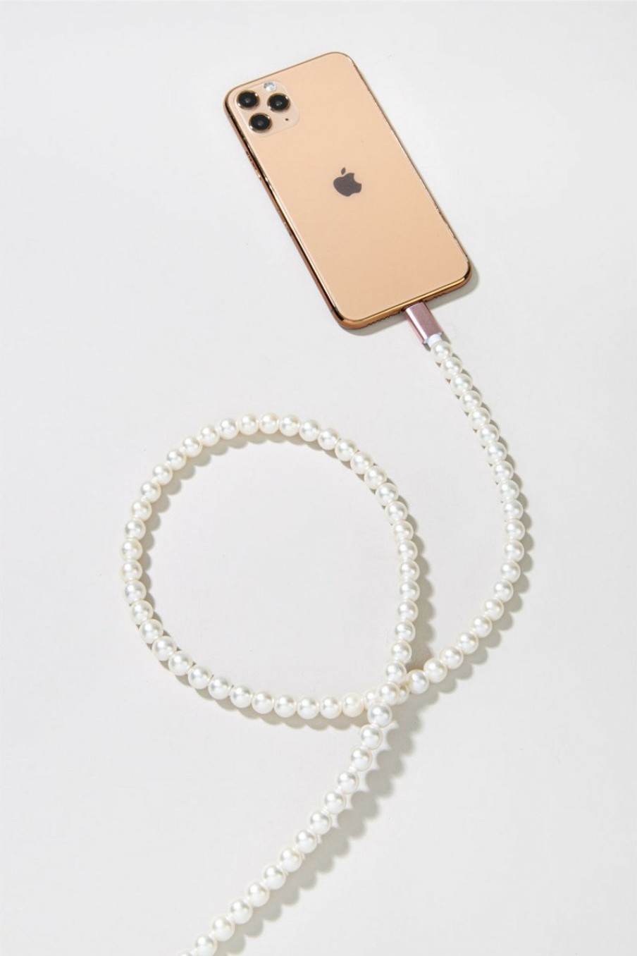 Francesca's Pearl Phone Charging Cable Ivory Tech