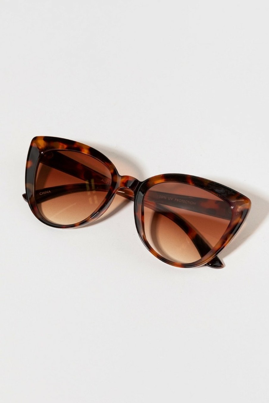 Francesca's Veranda Cat Eye Sunglasses Tortoise Sunglasses