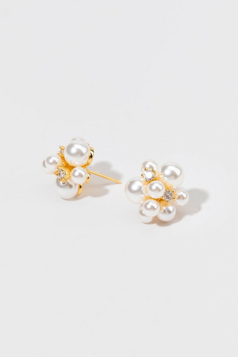 Francesca's Dezie Cluster Stud Earrings Pearl Earrings