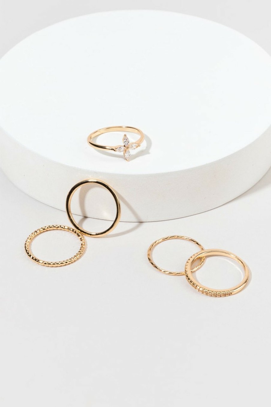 Francesca's Missy Flower Ring Set Gold Rings