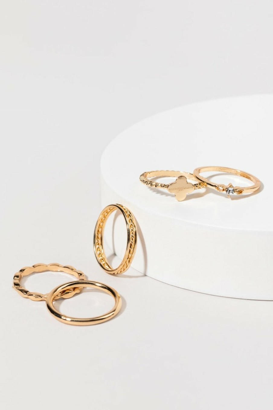 Francesca's Mabelle Clover Rings Set Gold Rings