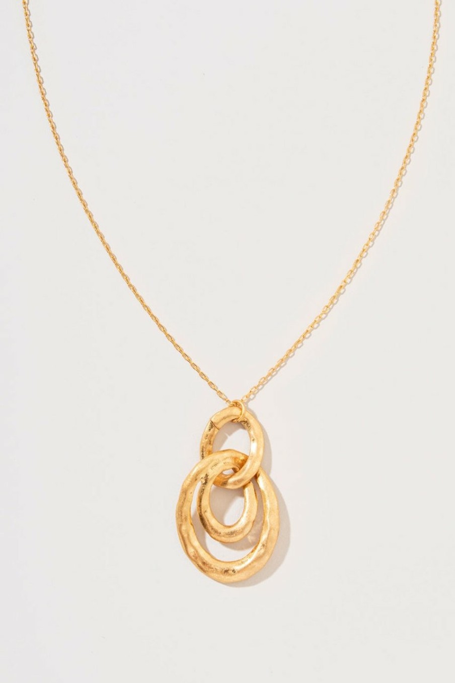 Francesca's Zuri Long Worn Metal Circle Link Pendant Necklace Gold Necklaces