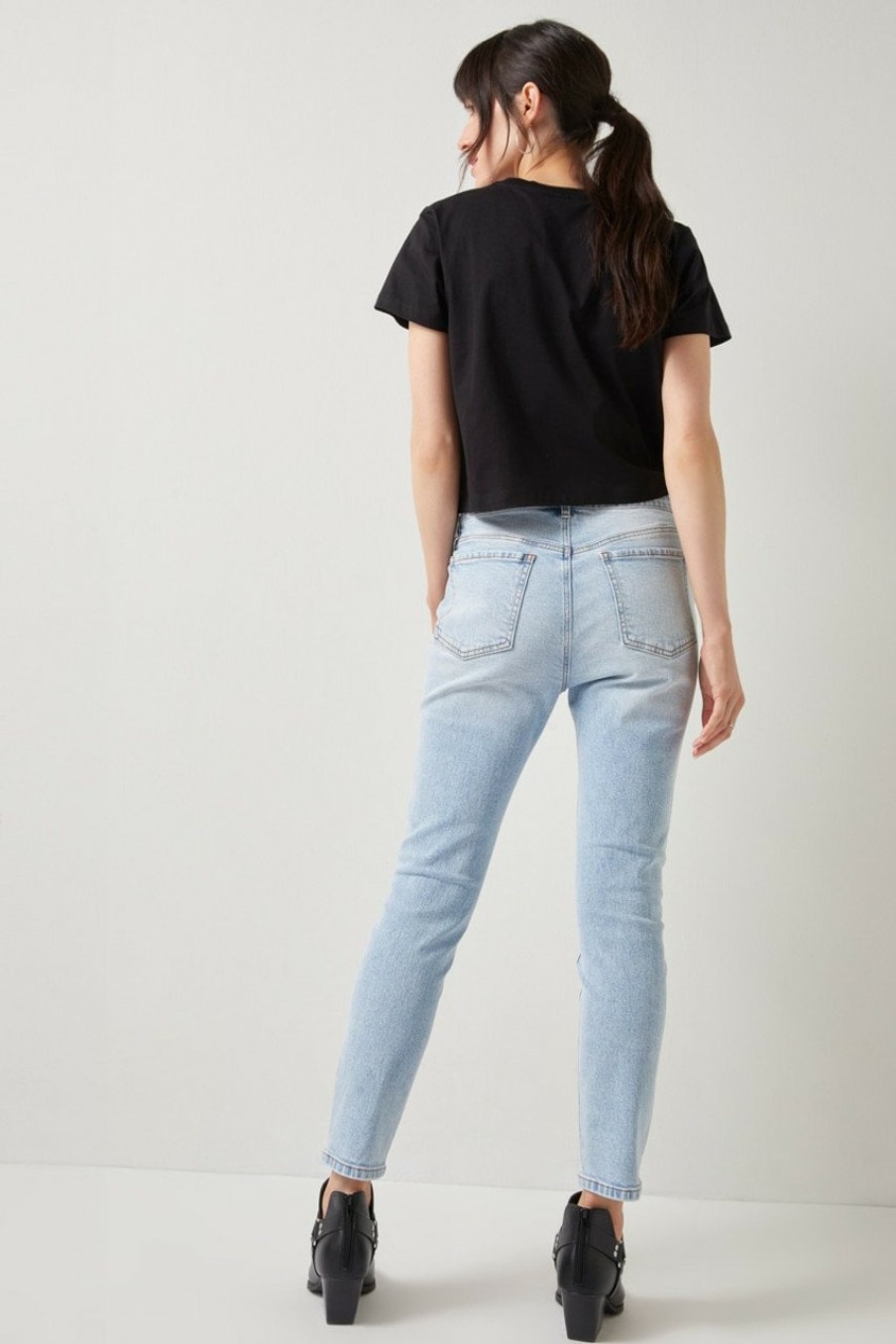 Francesca's Justine Mid Rise Skinny Jeans Medium Jeans