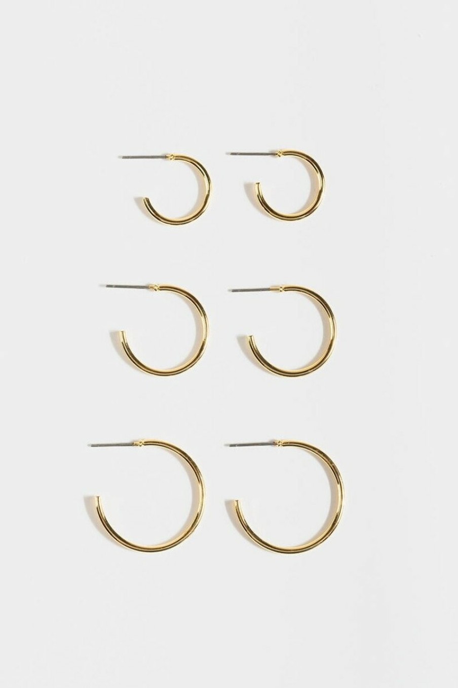 Francesca's Averie Huggie Hoop Set Earrings