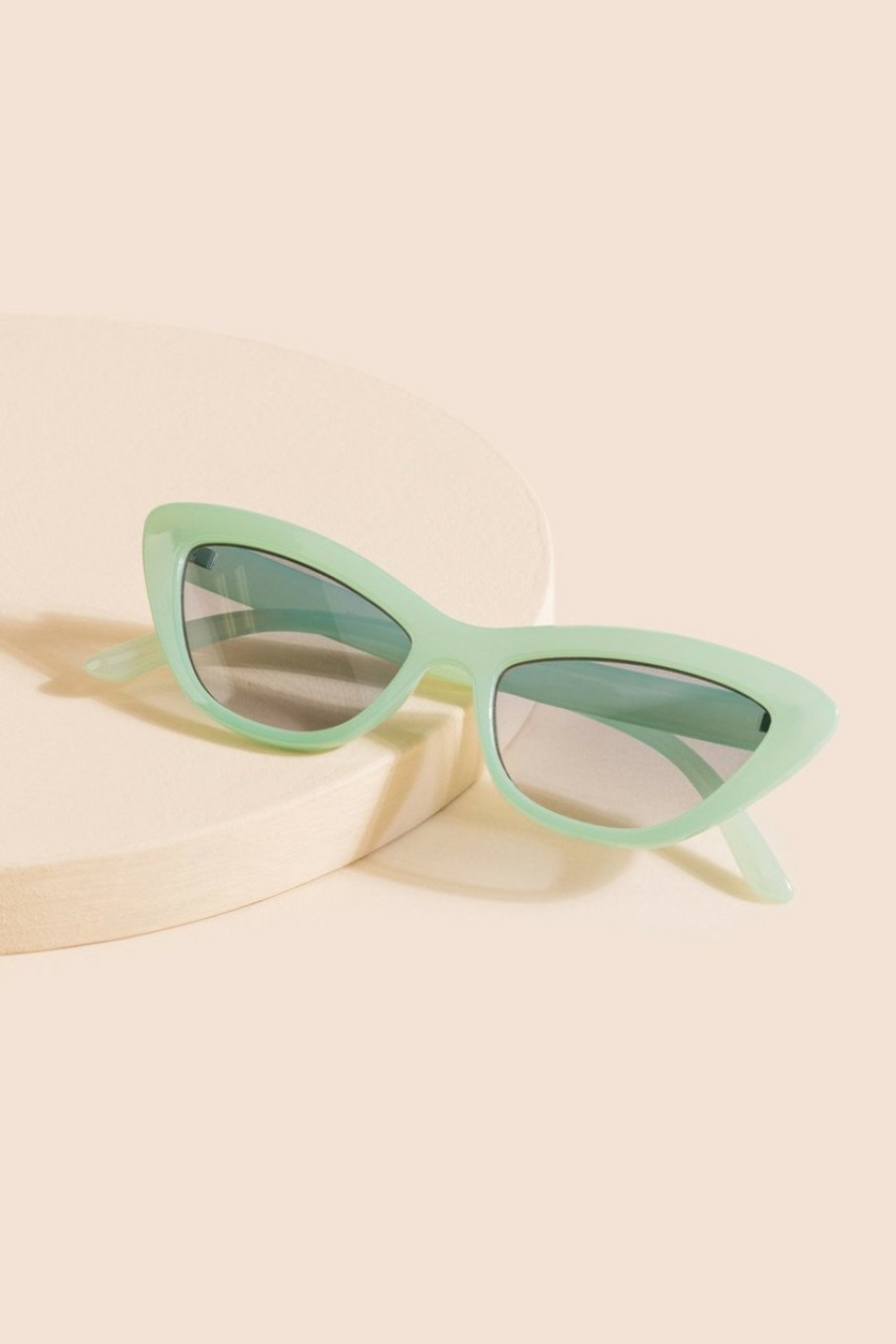 Francesca's Leiah 90'S Rounded Cat Eye Sunglasses Mint Sunglasses