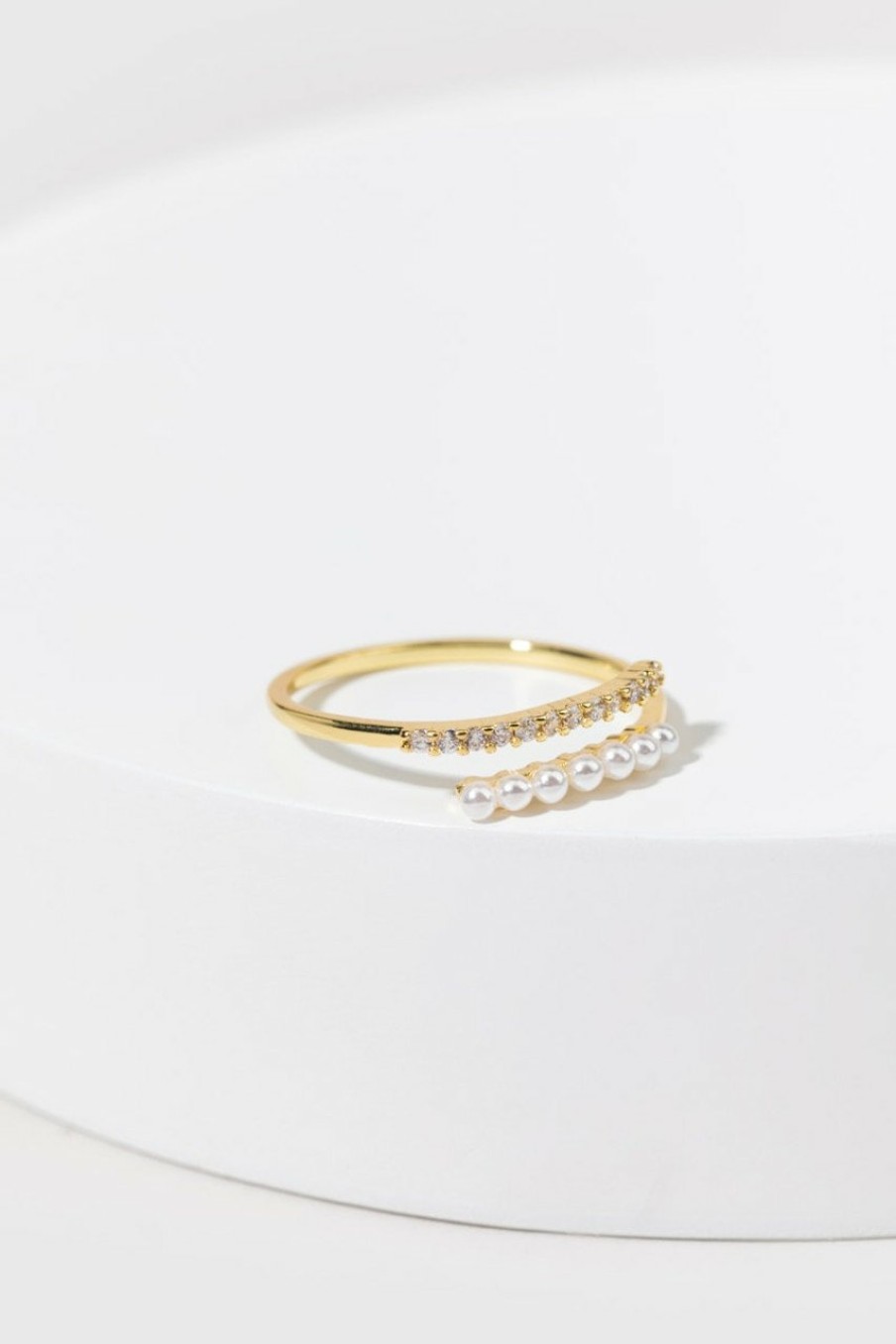 Francesca's Regina Pearl Adjustable Ring Crystal Rings