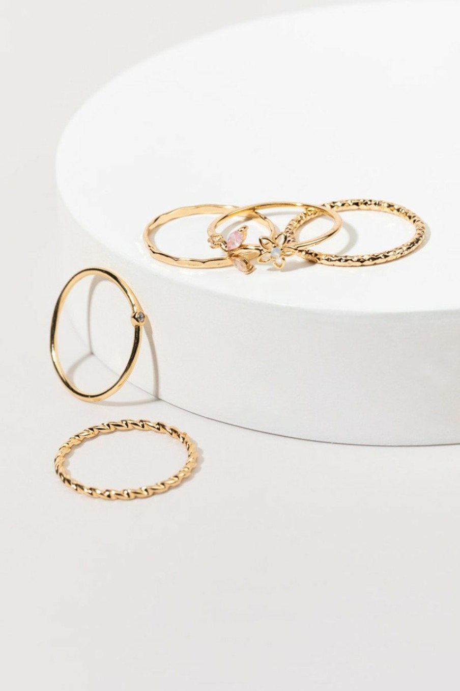 Francesca's Adrienne Dainty Flower Rings Set Gold Rings