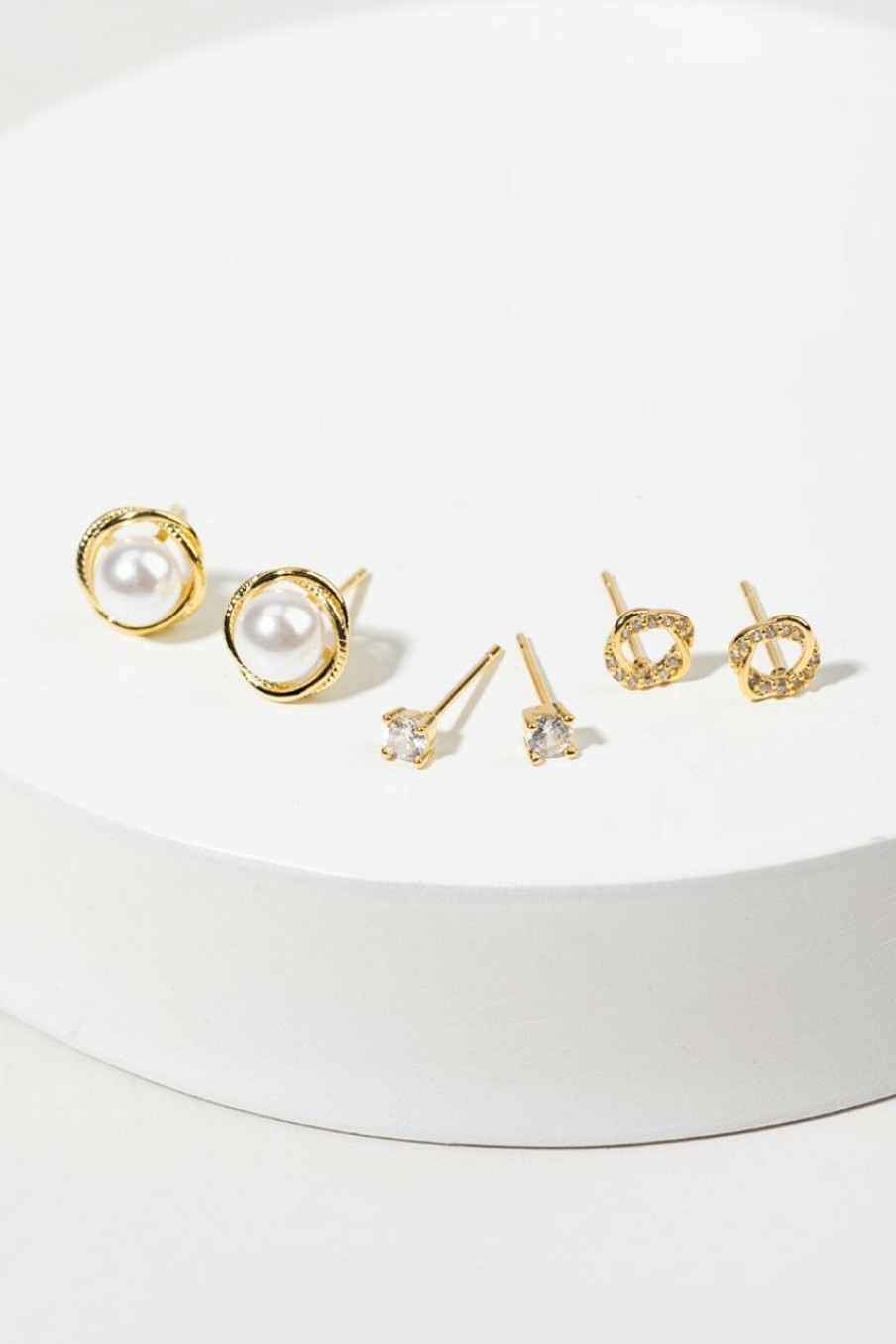 Francesca's Layne Vintage Stud Earring Set Pearl Earrings