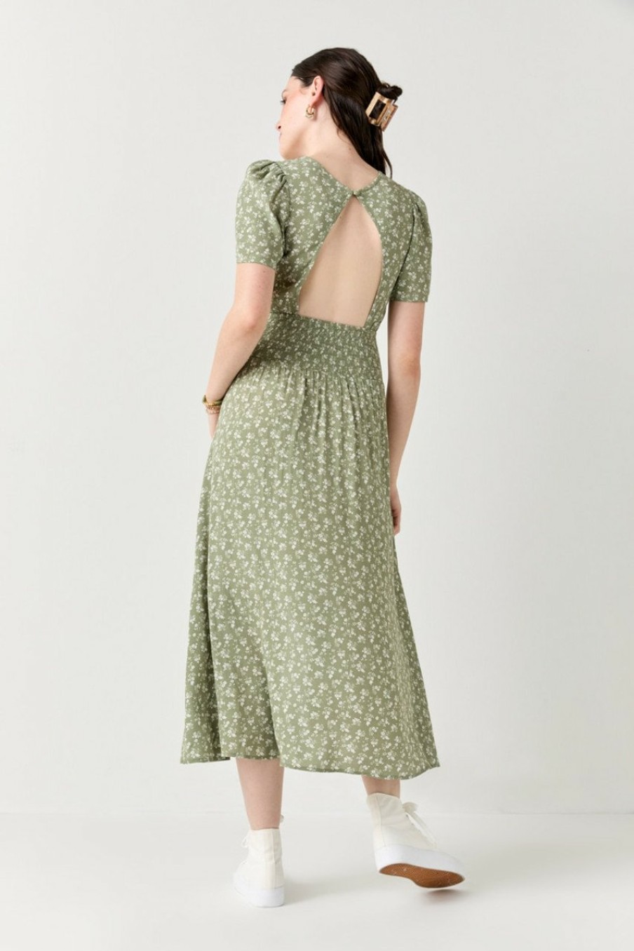 Francesca's Allana Floral Open Back Midi Dress Sage Green Dresses