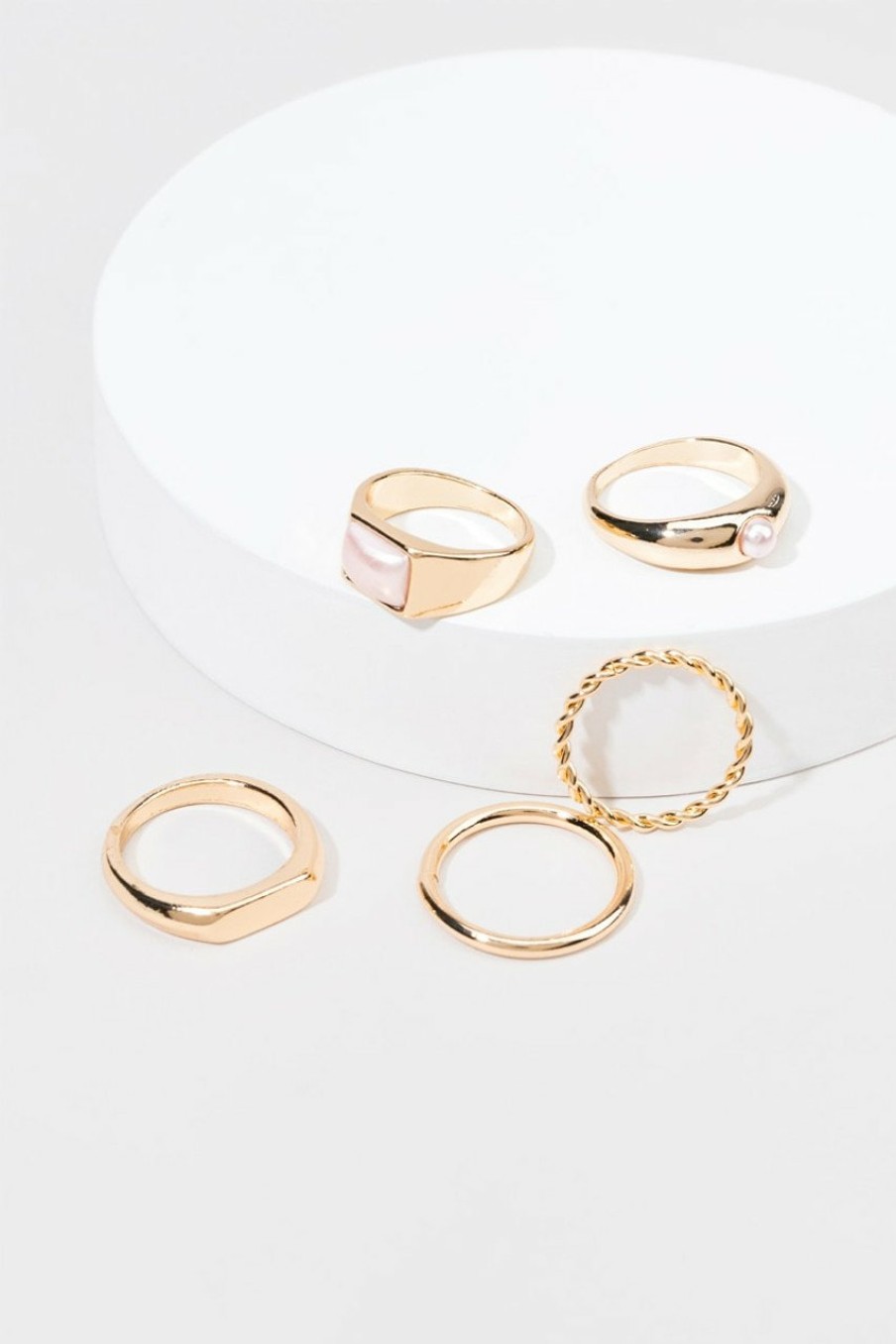 Francesca's Destiny Colored Pearl Ring Set Pale Pink Rings