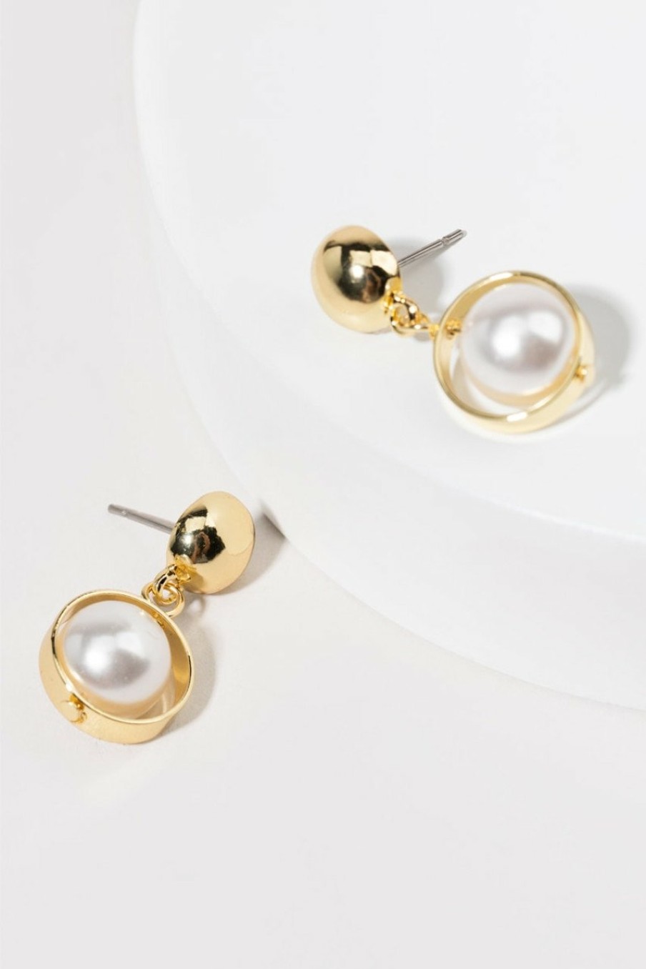 Francesca's Kendra In Circle Drop Earrings Pearl Earrings