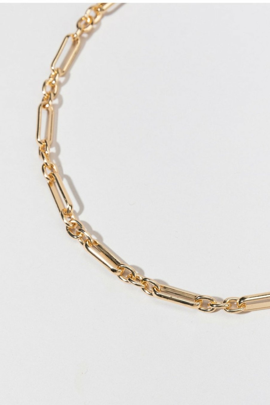 Francesca's Doris Single Cylinder Link Chain Choker Gold Necklaces