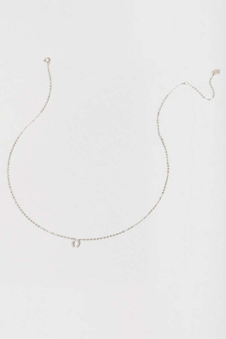 Francesca's Tracie Horseshoe Pendant Necklace Crystal Necklaces