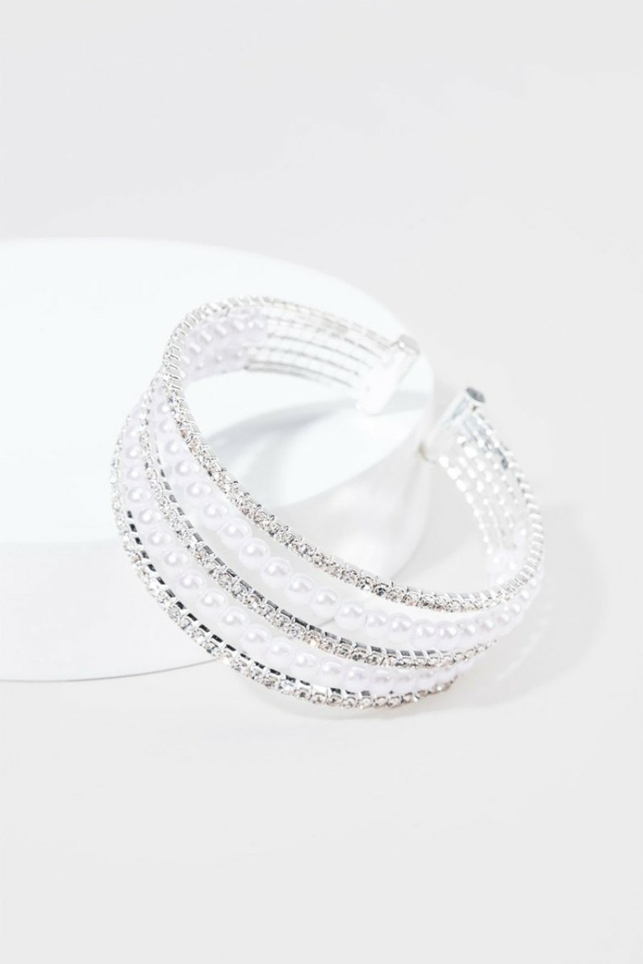 Francesca's Petra Pearl Cupchain Bracelet Silver Bracelets