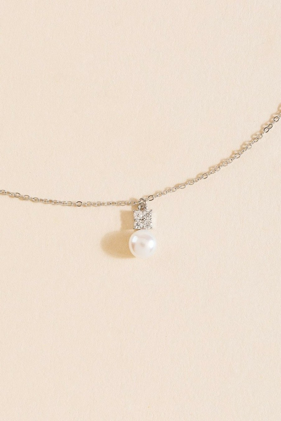 Francesca's Hannah Crystal Pendant Necklace Pearl Necklaces