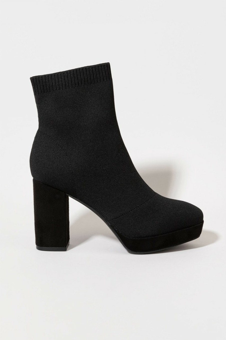 Francesca's Mia Darla Flyknit Platform Boots Black Boots