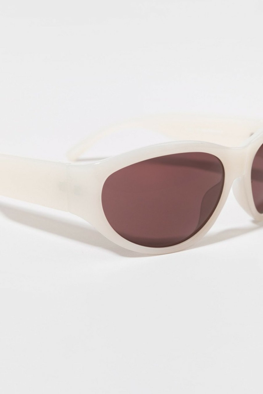 Francesca's Priscilla Oval Shield Sunglasses Cream Sunglasses