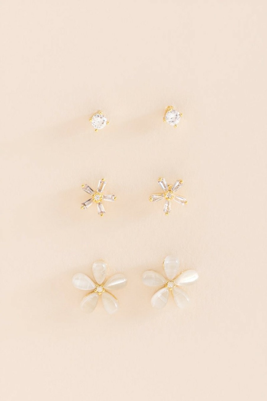 Francesca's Kate Crystal Flower Stud Earring Set Ivory Earrings