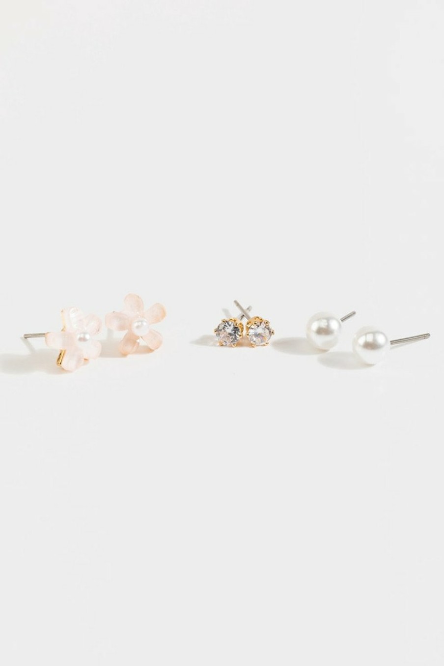 Francesca's Joelle Floral Pearl Stud Set Pale Pink Earrings