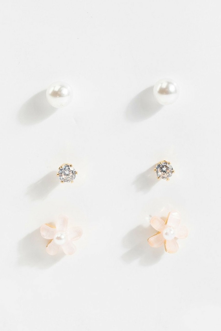 Francesca's Joelle Floral Pearl Stud Set Pale Pink Earrings