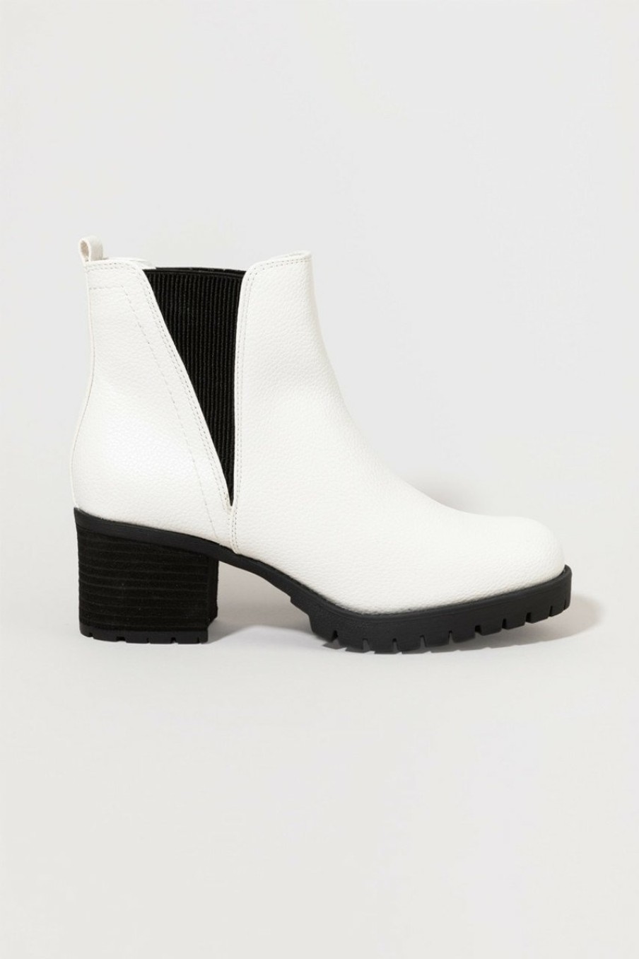 Francesca's Mia Jody Ribbed Chelsea Lug Boots Boots