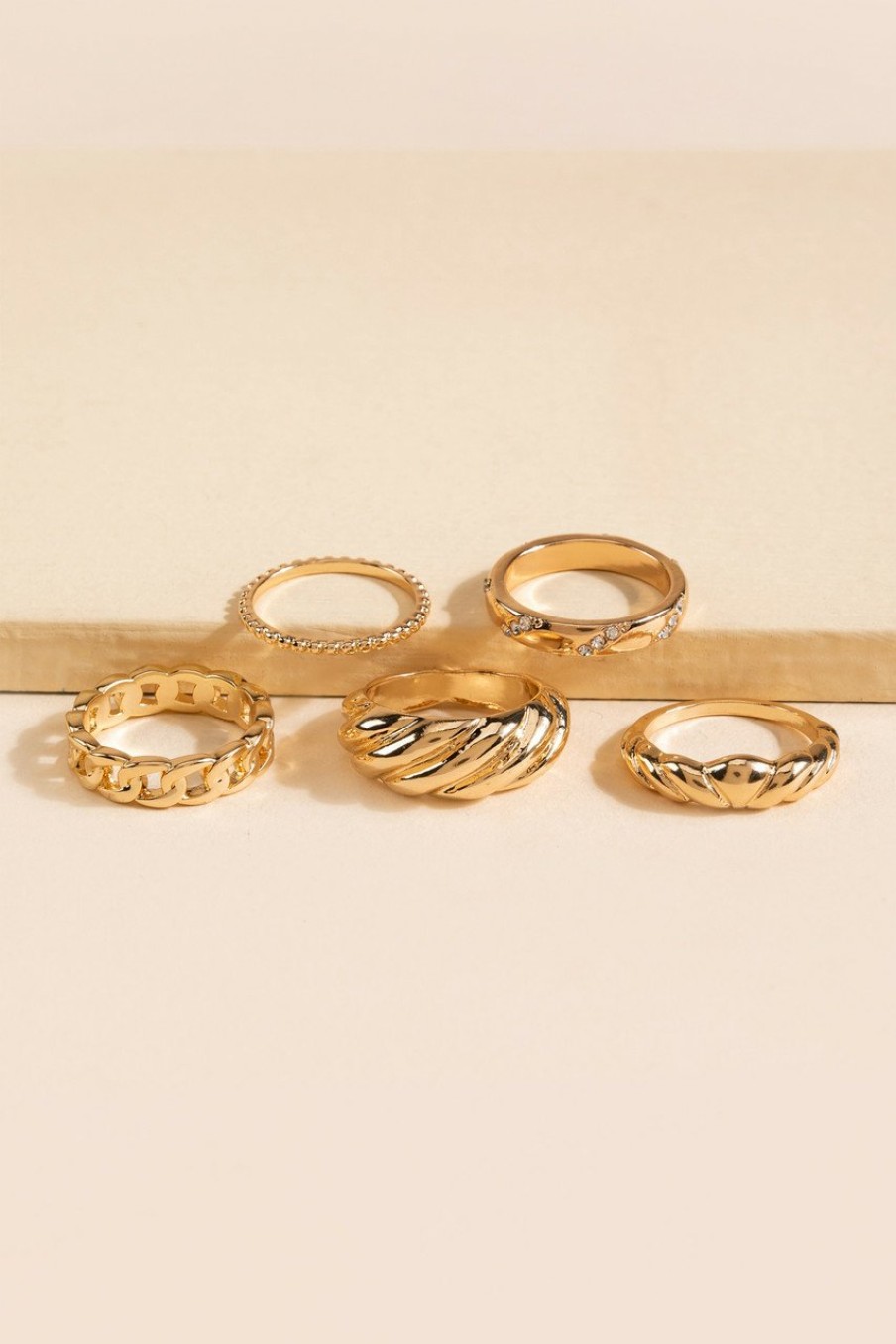 Francesca's Abigail Croissant Ring Set Gold Rings